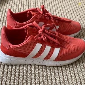 Red/ orange adidas women’s tennis shoes size 8